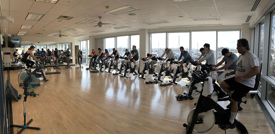 Citi employees using the gym in the Mississauga, Ontario office